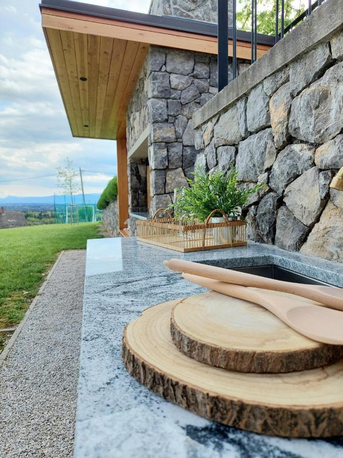 Vineyard Cottage Lan Na Hribu Semic Exterior foto